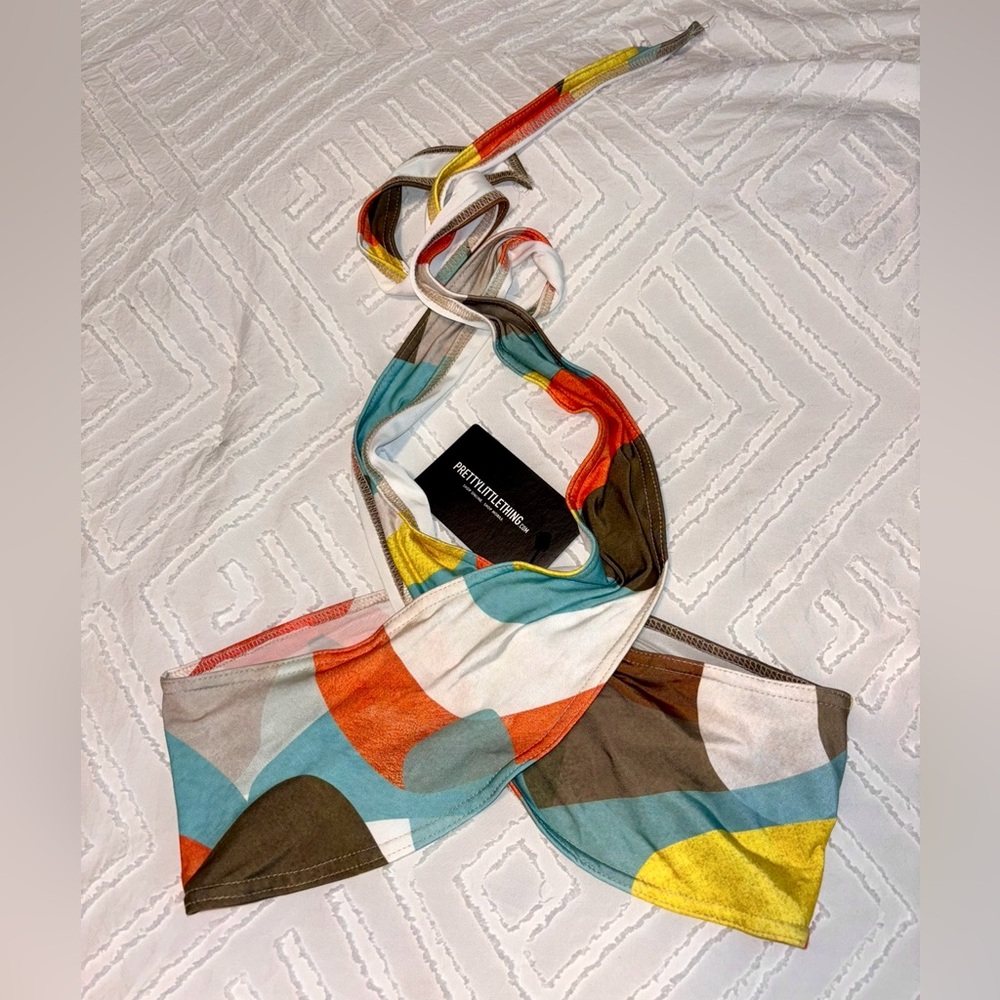 PrettyLittleThing Multicolor Halter Top